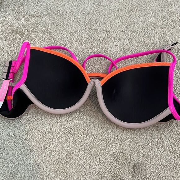 New Victoria Secret Bikini Top 32a - Picture 2 of 4
